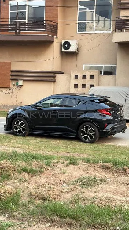 Toyota C-HR 2020 for Sale in Faisalabad Image-1