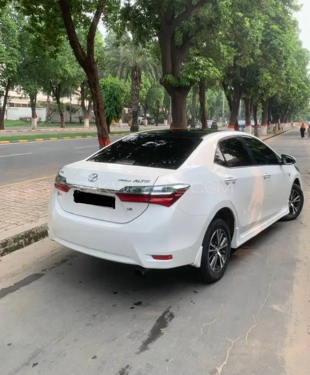 Toyota Corolla 2015 for Sale in Gujranwala Toyota Corolla 2015 for Sale in Gujranwala Image-8