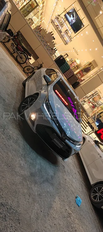 Toyota Corolla 2017 for Sale in Islamabad Image-1