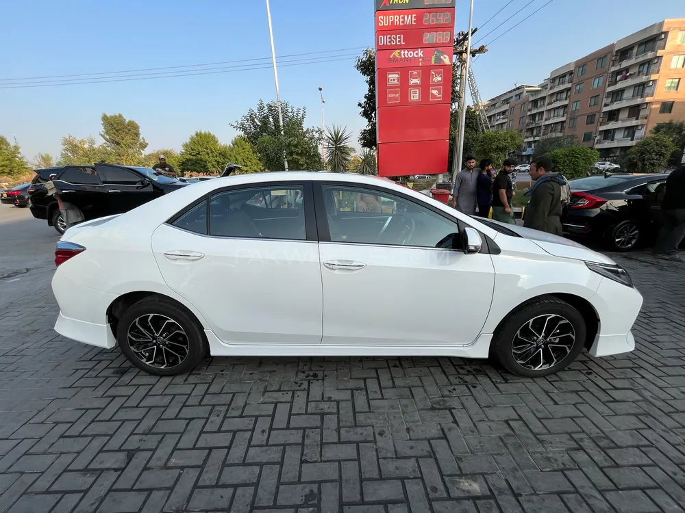 Toyota Corolla 2025 for Sale in Islamabad Toyota Corolla 2025 for Sale in Islamabad Image-2