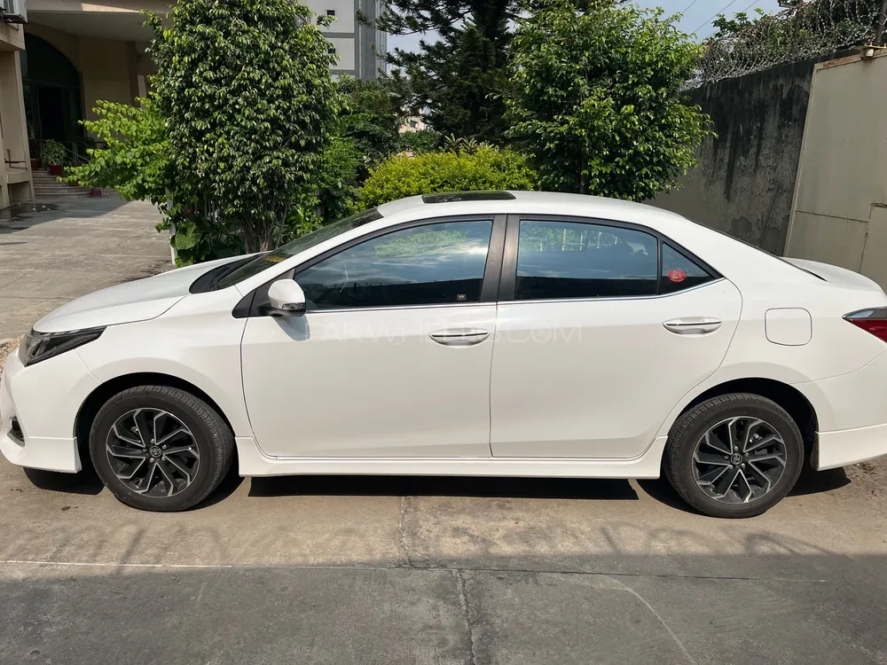 Toyota Corolla 2025 for Sale in Islamabad Toyota Corolla 2025 for Sale in Islamabad Image-3