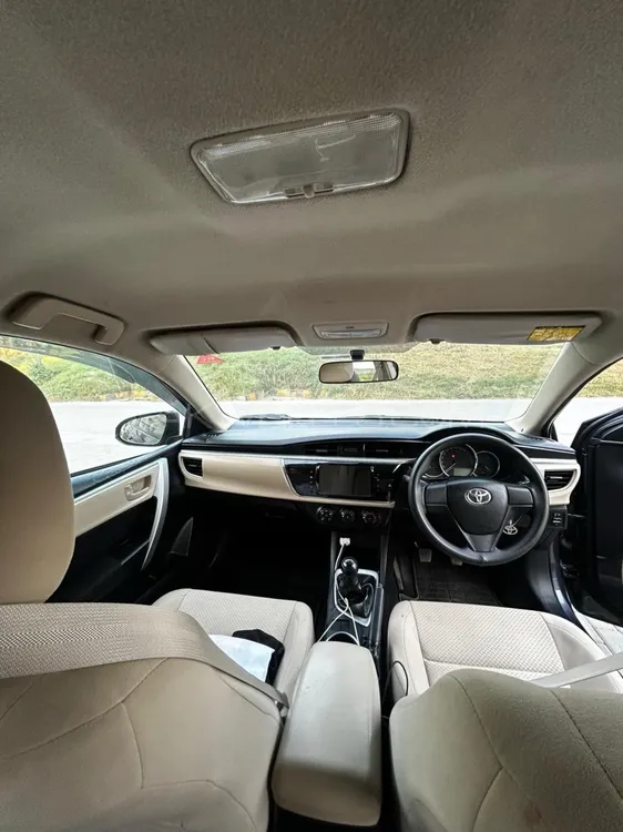 Toyota Corolla 2015 for Sale in Islamabad Toyota Corolla 2015 for Sale in Islamabad Image-4