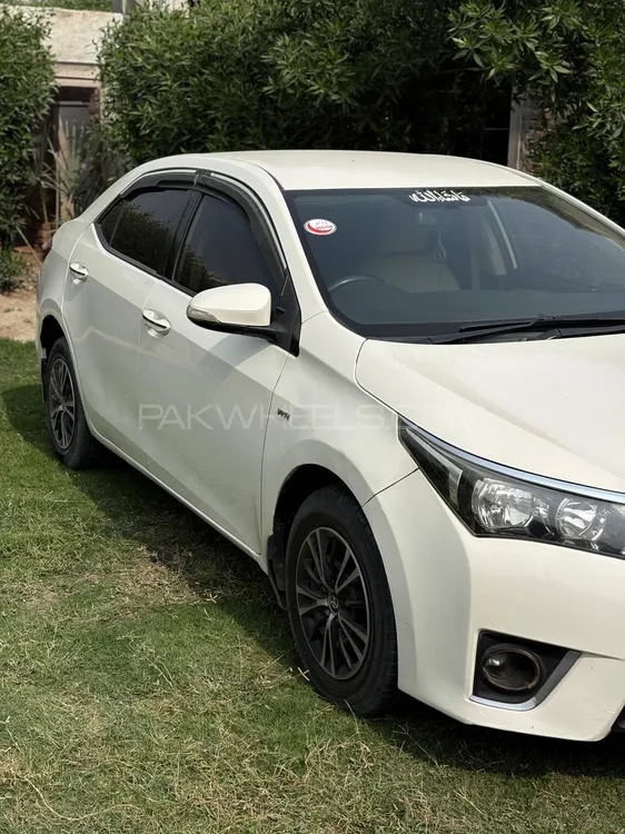 Toyota Corolla 2015 for Sale in Multan Toyota Corolla 2015 for Sale in Multan Image-10