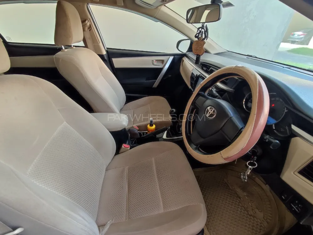 Toyota Corolla 2016 for Sale in Multan Toyota Corolla 2016 for Sale in Multan Image-6