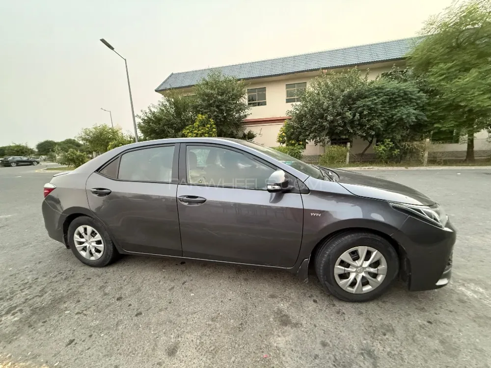 Toyota Corolla 2018 for Sale in Multan Toyota Corolla 2018 for Sale in Multan Image-5