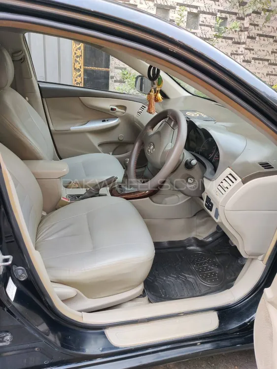 Toyota Corolla 2011 for Sale in Lahore Toyota Corolla 2011 for Sale in Lahore Image-8