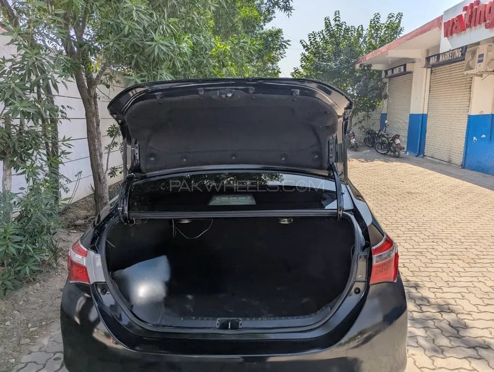 Toyota Corolla 2015 for Sale in Wah cantt Toyota Corolla 2015 for Sale in Wah cantt Image-8