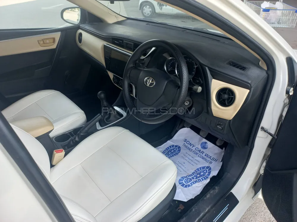 Toyota Corolla 2018 for Sale in Karachi Toyota Corolla 2018 for Sale in Karachi Image-6