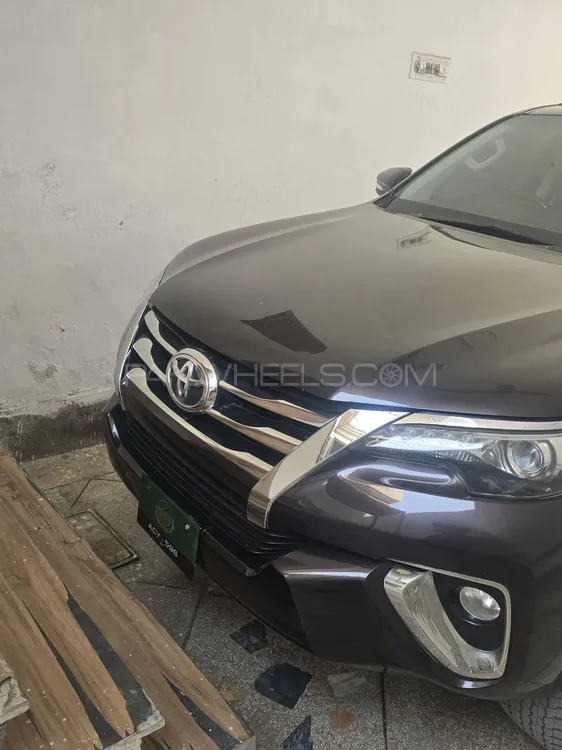 Toyota Fortuner 2017 for Sale in Faisalabad Image-1