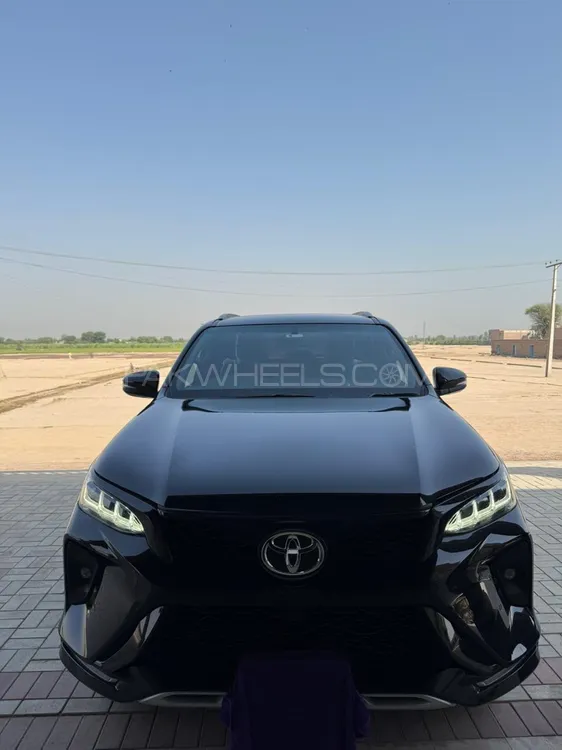 Toyota Fortuner 2022 for Sale in Islamabad Image-1