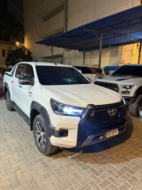 Toyota Hilux 2018 for Sale in Karachi Image-1
