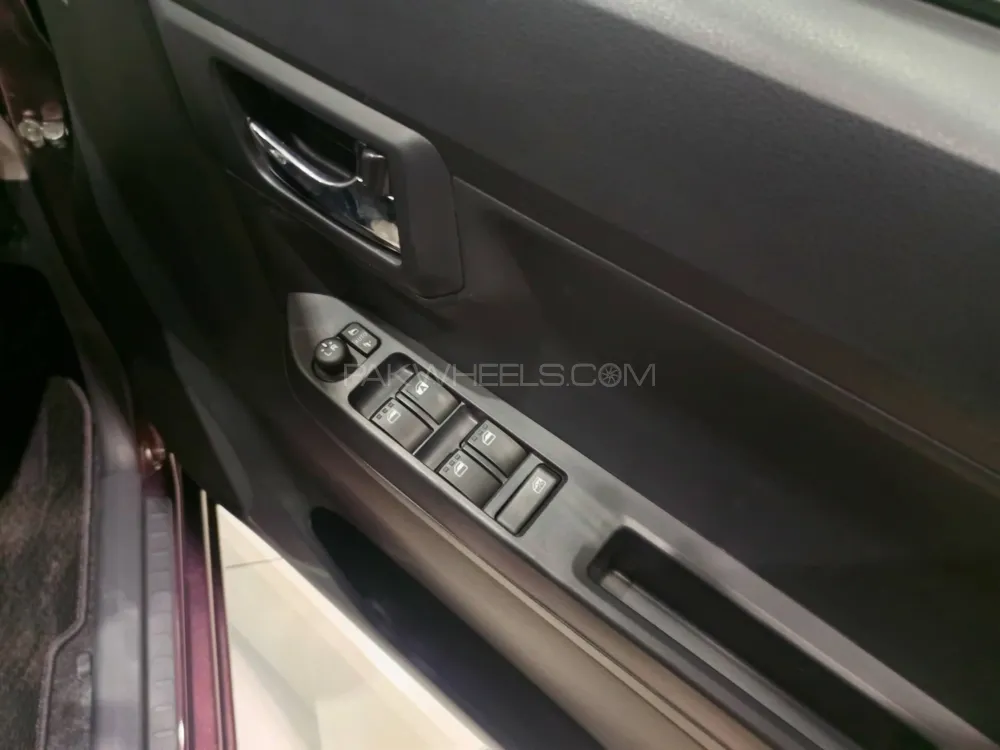 Toyota Pixis Epoch 2021 for Sale in Lahore Toyota Pixis Epoch 2021 for Sale in Lahore Image-4