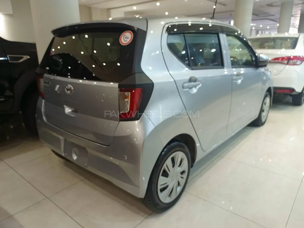 Toyota Pixis Epoch 2022 for Sale in Lahore Toyota Pixis Epoch 2022 for Sale in Lahore Image-8