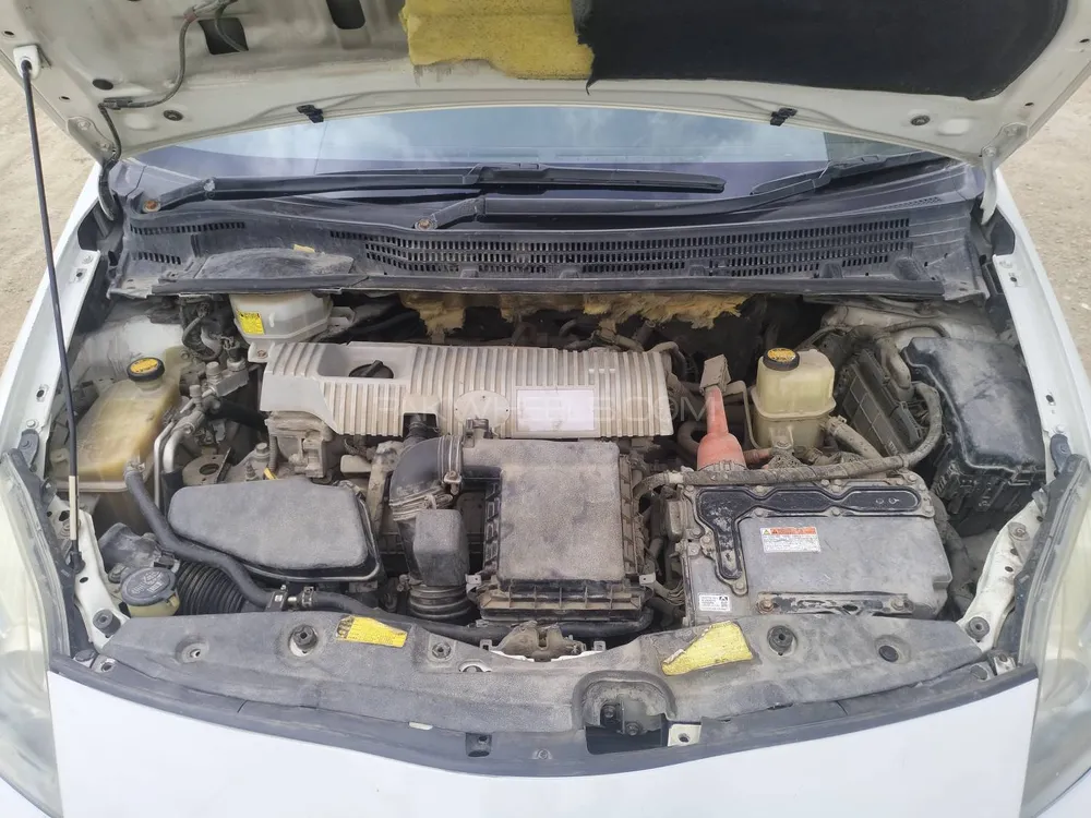 Toyota Prius 2011 for Sale in Karachi Toyota Prius 2011 for Sale in Karachi Image-13