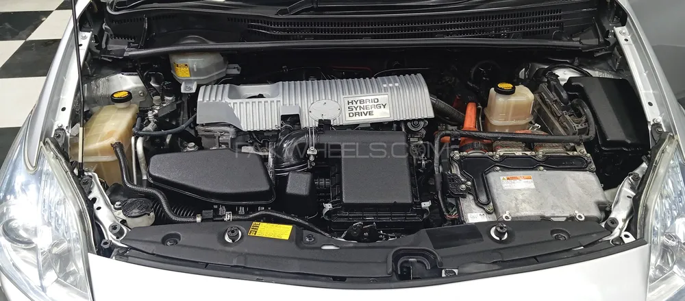 Toyota Prius 2011 for Sale in Islamabad Toyota Prius 2011 for Sale in Islamabad Image-14