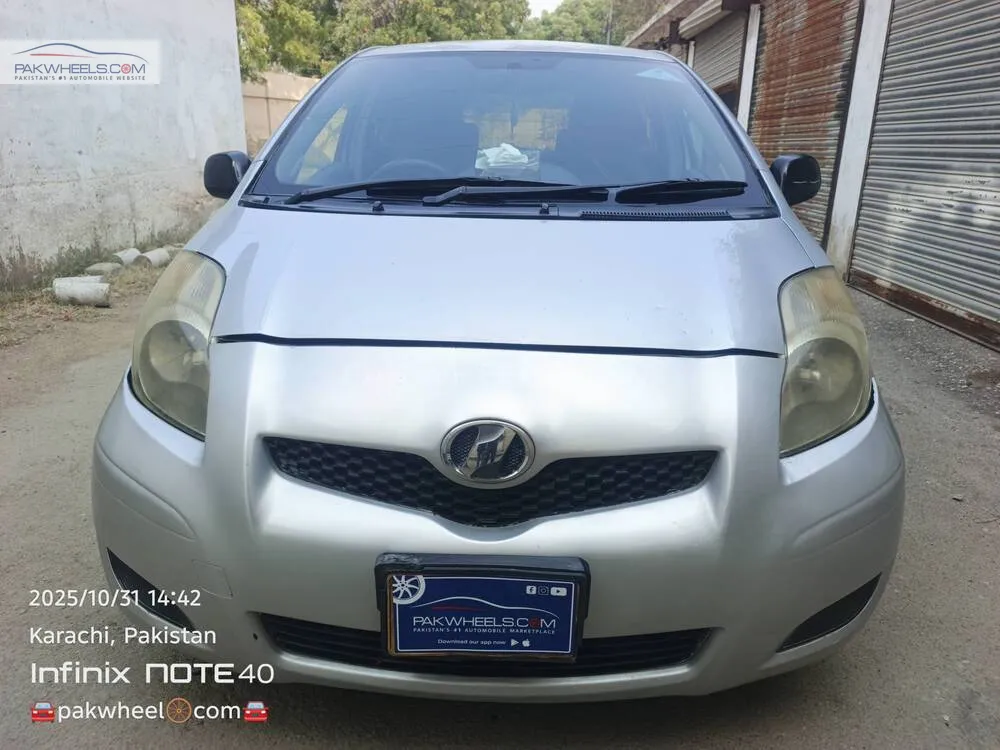 Toyota Vitz 2008 for Sale in Karachi Image-1