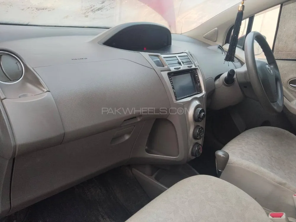 Toyota Vitz 2009 for Sale in Peshawar Toyota Vitz 2009 for Sale in Peshawar Image-13