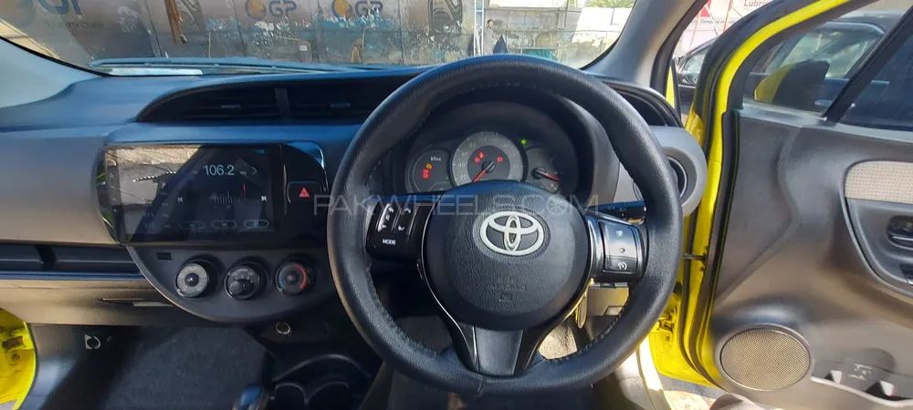 Toyota Vitz 2014 for Sale in Peshawar Toyota Vitz 2014 for Sale in Peshawar Image-6