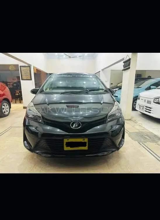 Toyota Vitz 2017 for Sale in Lahore Toyota Vitz 2017 for Sale in Lahore Image-5