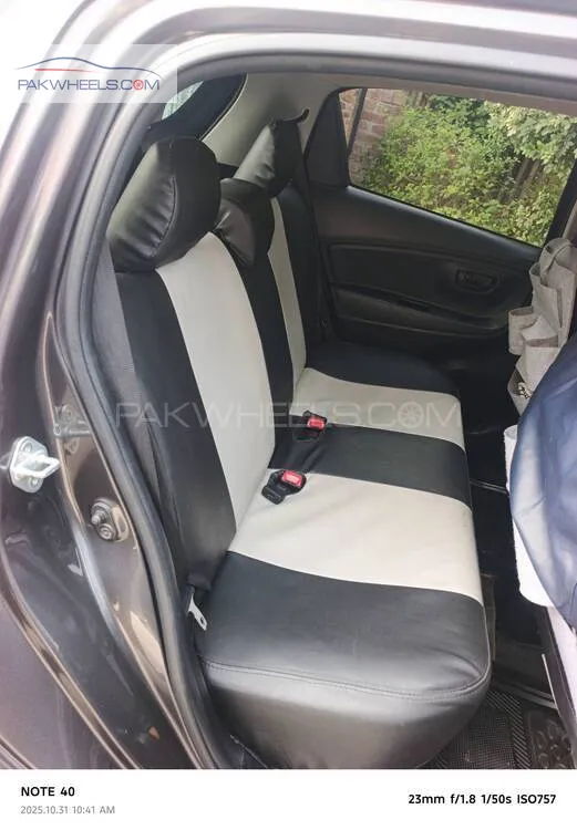 Toyota Vitz 2017 for Sale in Lahore Toyota Vitz 2017 for Sale in Lahore Image-11