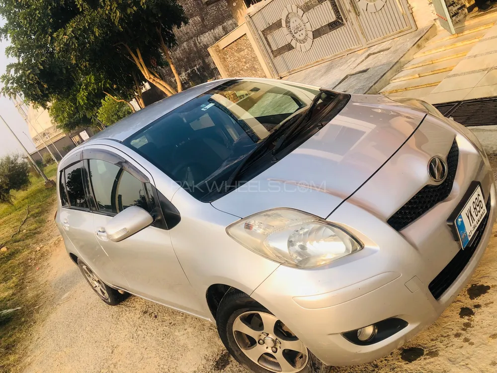 Toyota Vitz 2007 for Sale in Islamabad Image-1