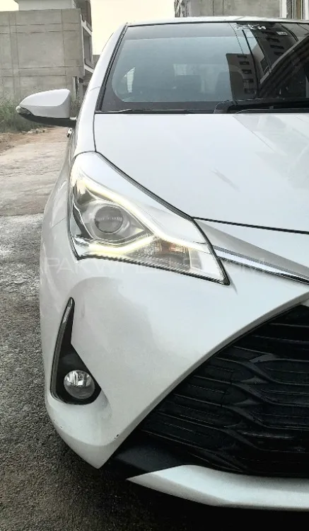 Toyota Vitz 2019 for Sale in Karachi Image-1
