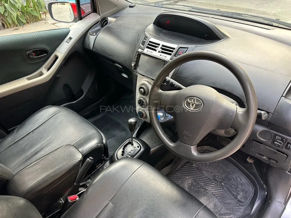Toyota Vitz 2006 for Sale in Lahore Toyota Vitz 2006 for Sale in Lahore Image-11