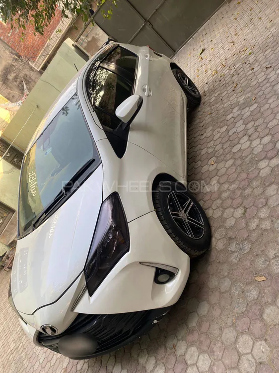 Toyota Vitz 2017 for Sale in Gujranwala Toyota Vitz 2017 for Sale in Gujranwala Image-4