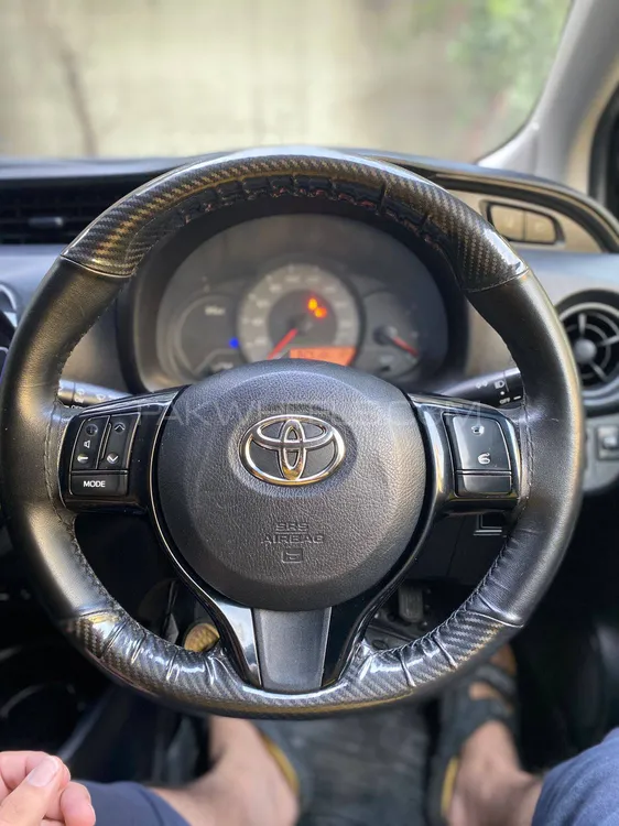 Toyota Vitz 2017 for Sale in Gujranwala Toyota Vitz 2017 for Sale in Gujranwala Image-11