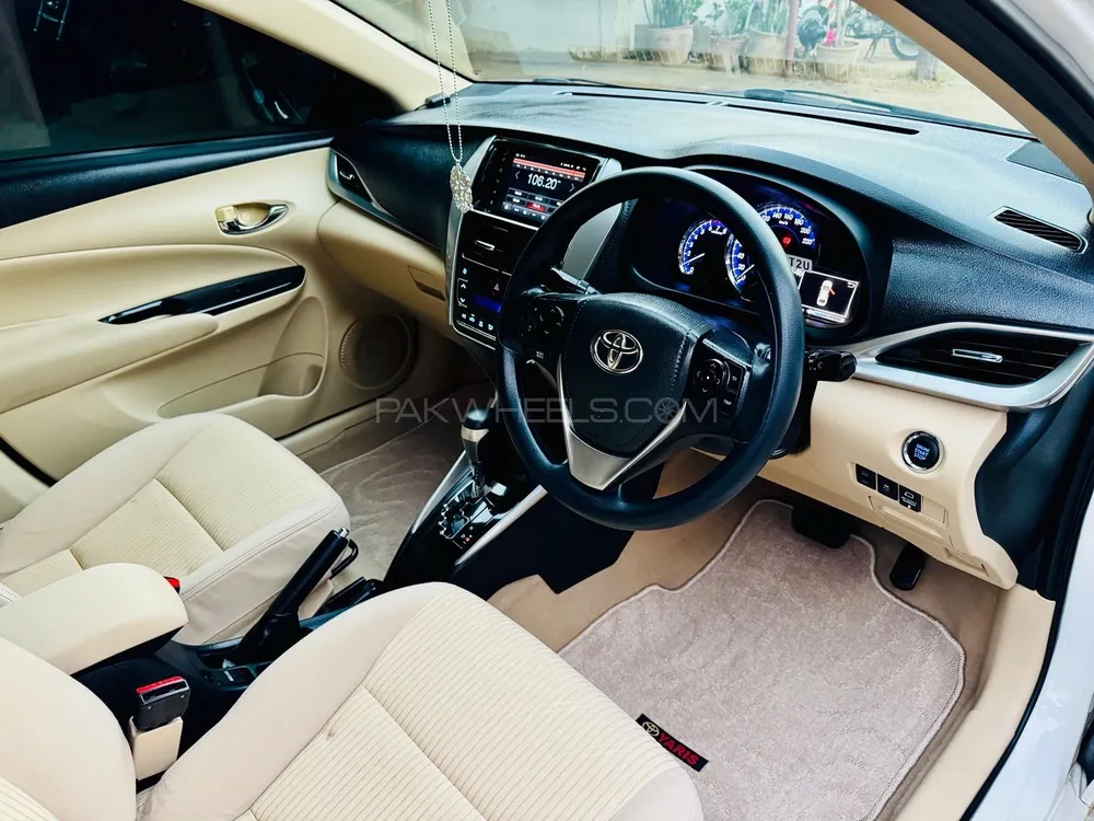 Toyota Yaris Sedan 2020 for Sale in Karachi Toyota Yaris Sedan 2020 for Sale in Karachi Image-7