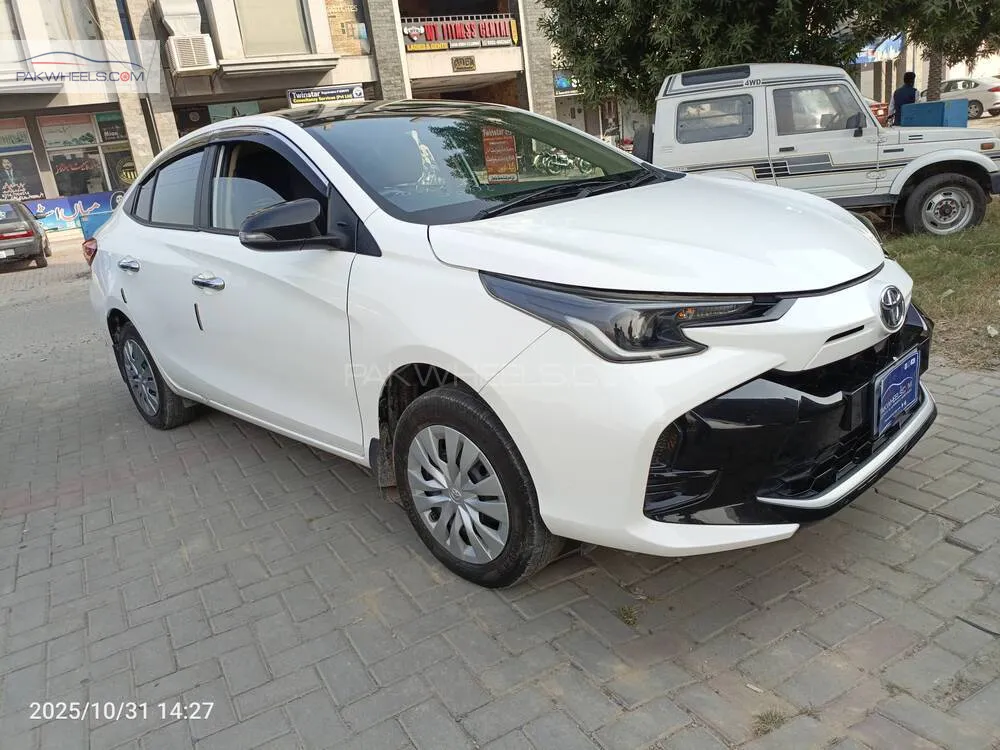 Toyota Yaris Sedan 2024 for Sale in Gujranwala Toyota Yaris Sedan 2024 for Sale in Gujranwala Image-2