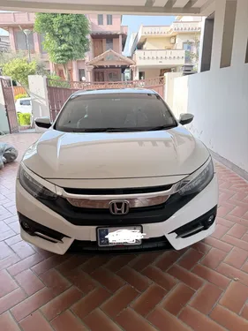 Honda Civic Oriel 1.8 i-VTEC CVT 2021
