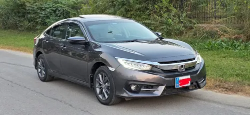 Honda Civic Oriel 1.8 i-VTEC CVT 2021