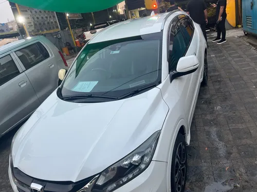 Honda Vezel Hybrid Z 2015