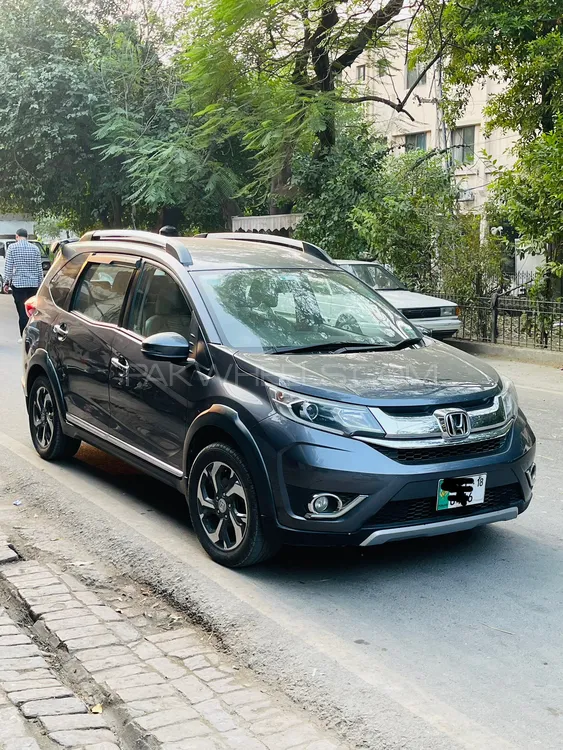 Honda BR-V 2018 for Sale in Lahore Image-1