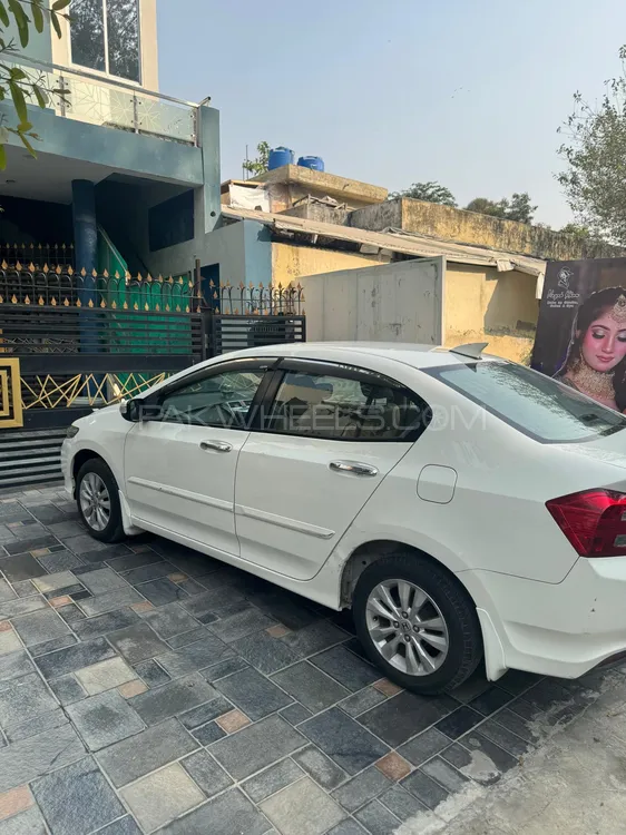 Honda City 2019 for Sale in Lahore Image-1