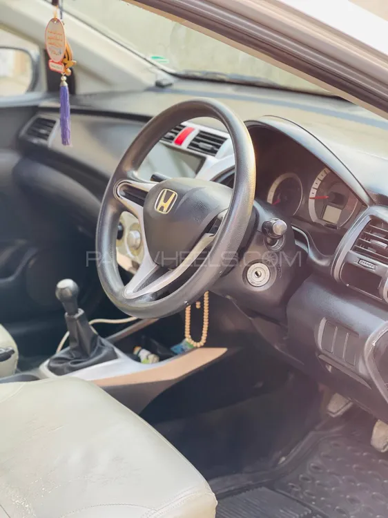 Honda City 2012 for Sale in Burewala Image-1