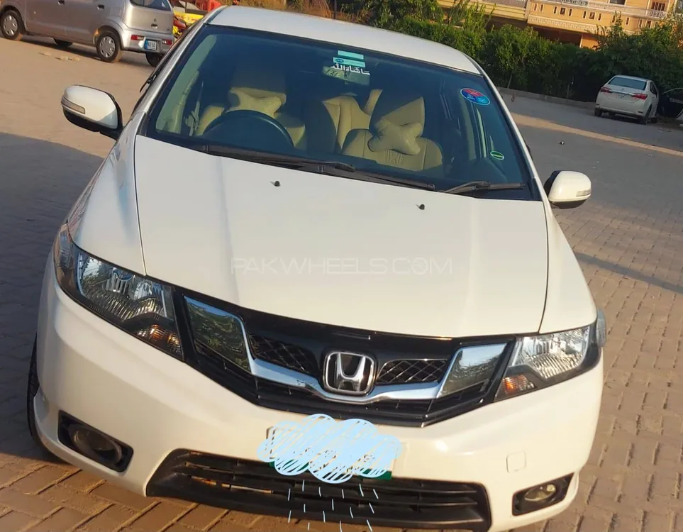 Honda City 2018 for Sale in Islamabad Image-1