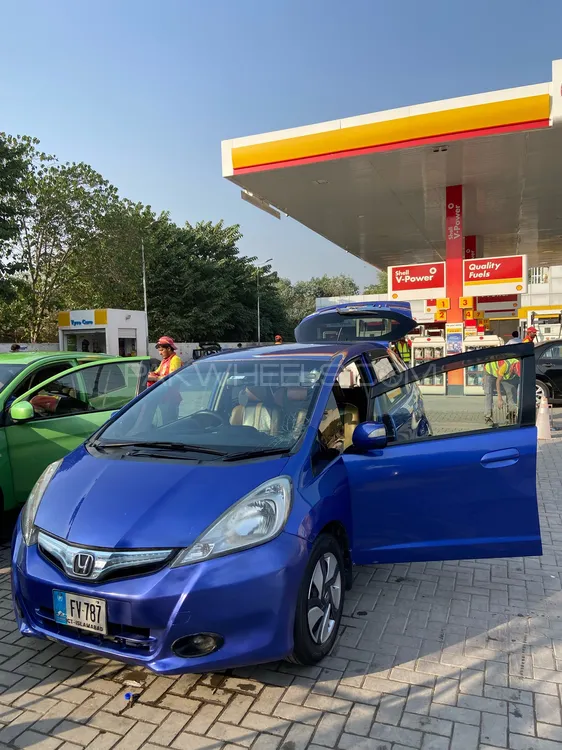 Honda Fit 2011 for Sale in Islamabad Image-1