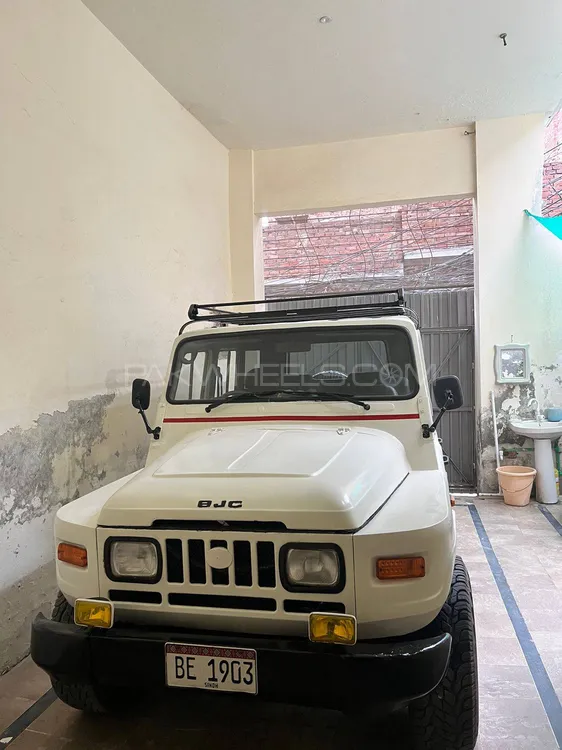 Jeep Wrangler 2004 for Sale in Faisalabad Image-1
