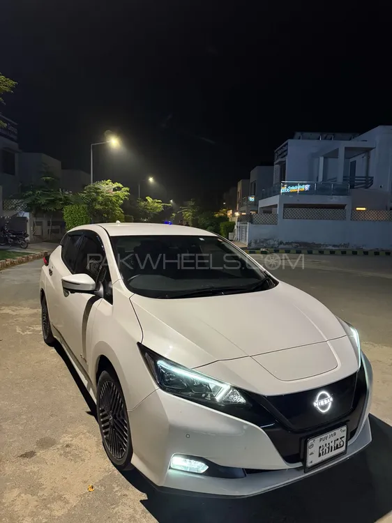 Nissan Leaf 2022 for Sale in Multan Image-1