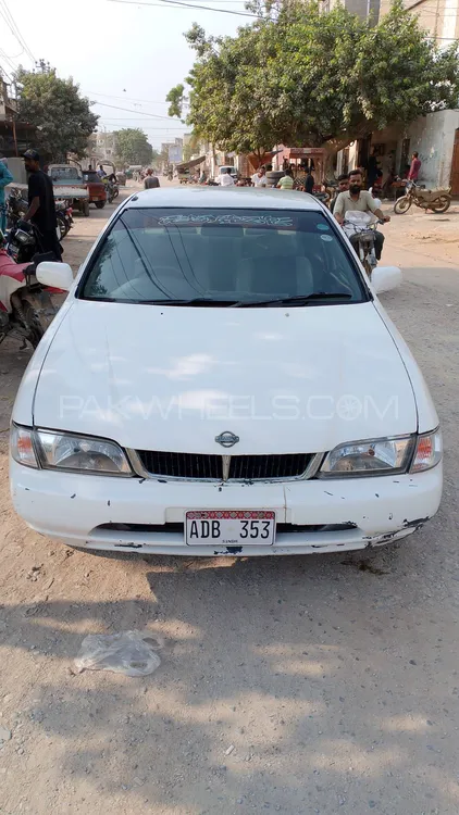 Nissan Sunny 2000 for Sale in Karachi Image-1