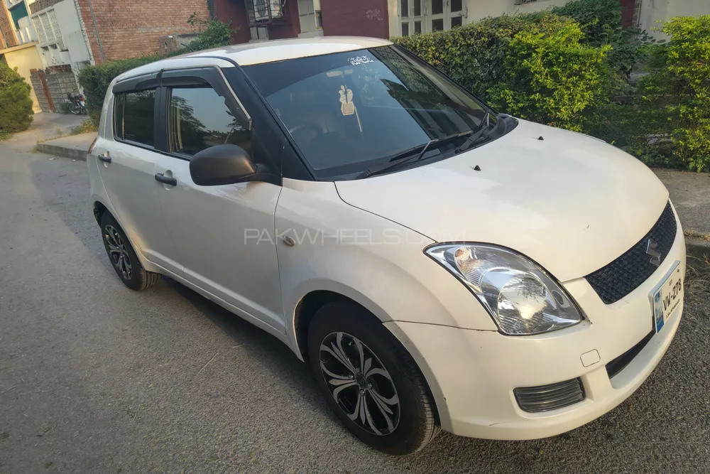 Suzuki Swift 2012 for Sale in Islamabad Image-1