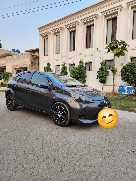 Toyota Aqua 2013 for Sale in Lahore Image-1