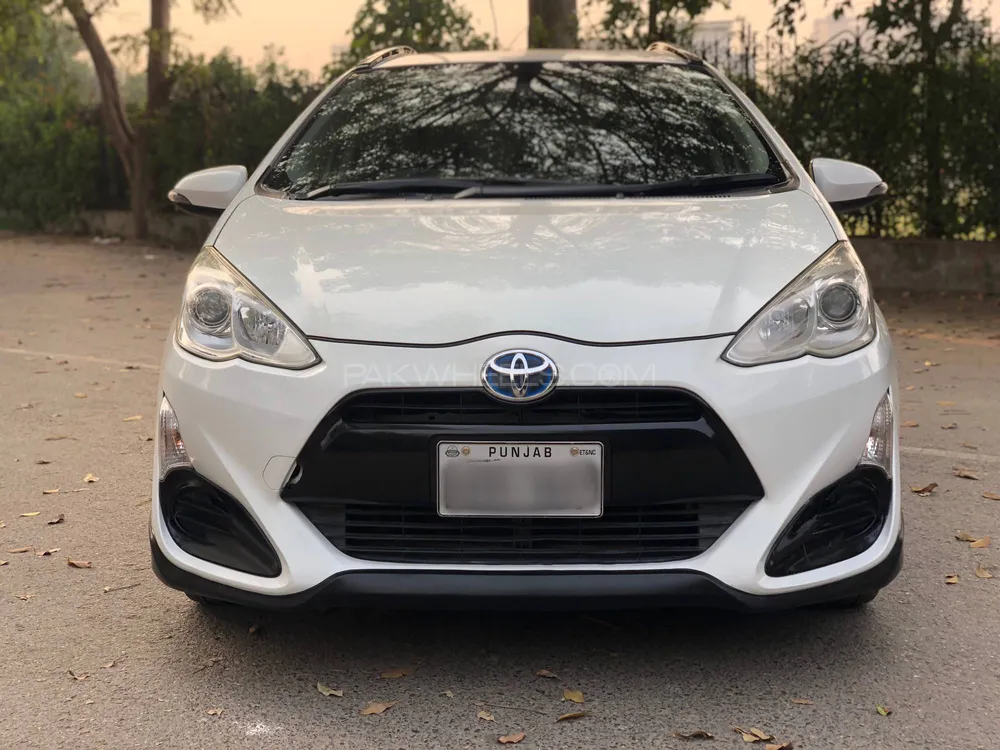 Toyota Aqua 2016 for Sale in Lahore Image-1