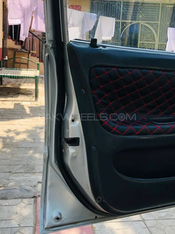 Toyota Corolla 2001 for Sale in Islamabad Image-1