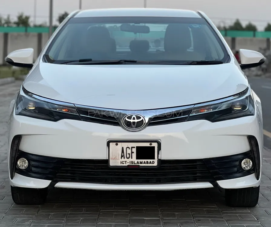 Toyota Corolla 2018 for Sale in Lahore Image-1