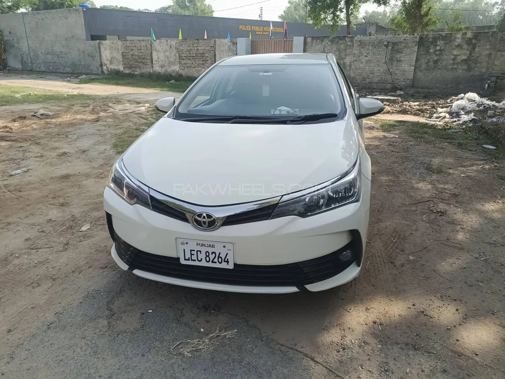 Toyota Corolla 2017 for Sale in Sargodha Image-1