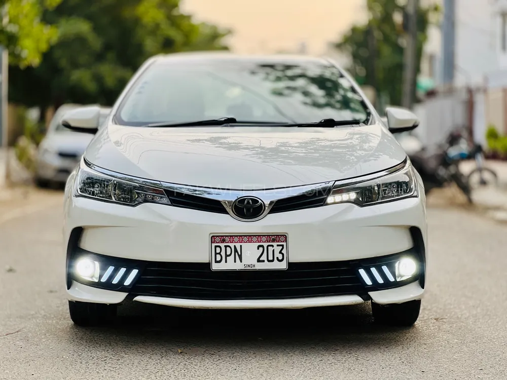 Toyota Corolla 2019 for Sale in Karachi Image-1