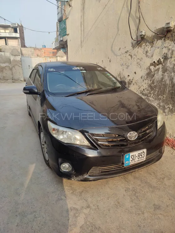 Toyota Corolla 2011 for Sale in Islamabad Image-1